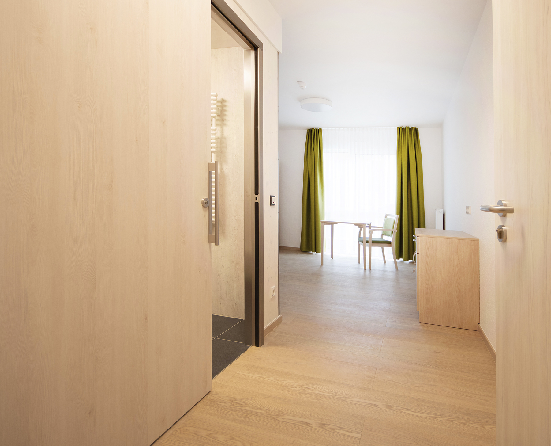 Badmodul in der Seniorenresidenz Osburg. Eine Referenz von Holzbau Henz.